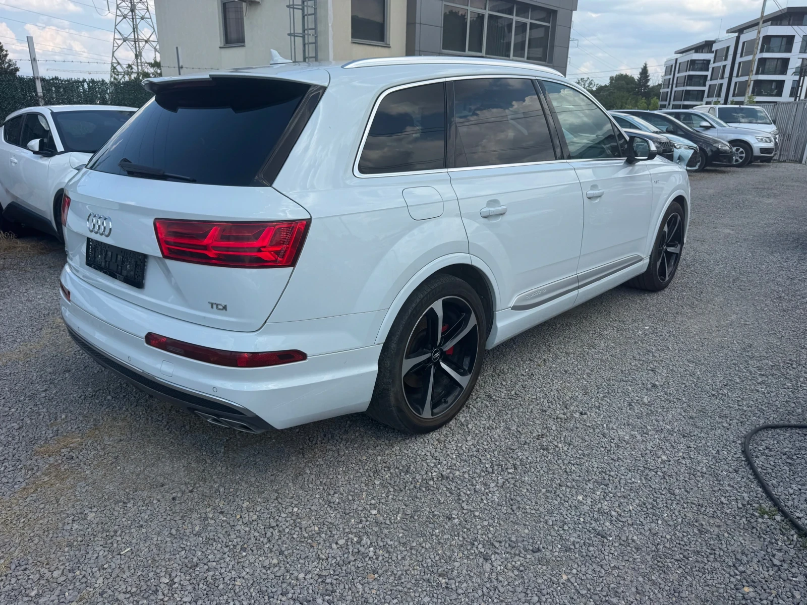 Audi SQ7 ОБДУХВАНЕ* МАСАЖ* ПОДГРЕВИ* ПАНОРАМА, снимка 11 - Автомобили и джипове - 55060895