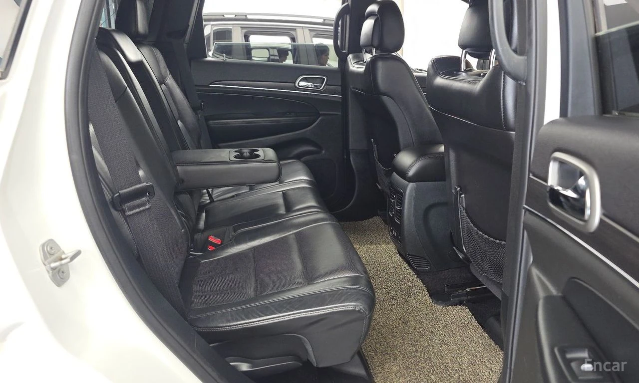 Jeep Grand cherokee LIMITED* 3.6* V6* 8ZF* ОБДУХВАНЕ* ПОДГРЕВ* КАМЕРА*, снимка 14 - Автомобили и джипове - 55569497