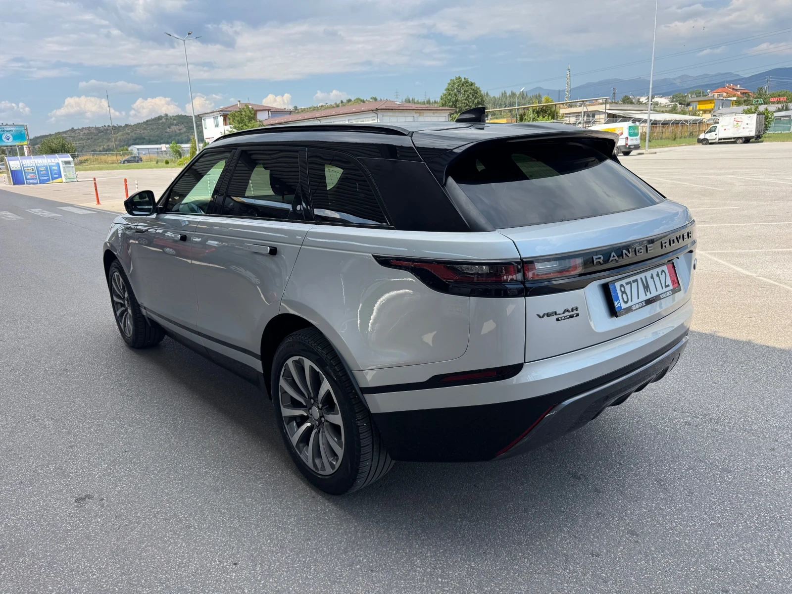 Land Rover Range Rover Velar, снимка 3 - Автомобили и джипове - 55581098