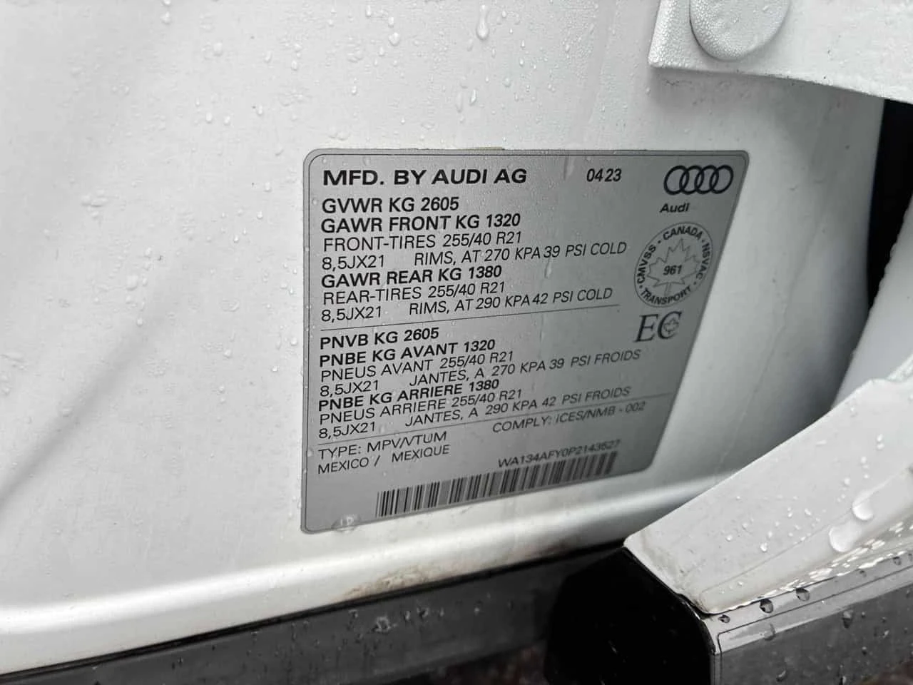 Audi SQ5 Technik  CARFAX, снимка 11 - Автомобили и джипове - 56577766