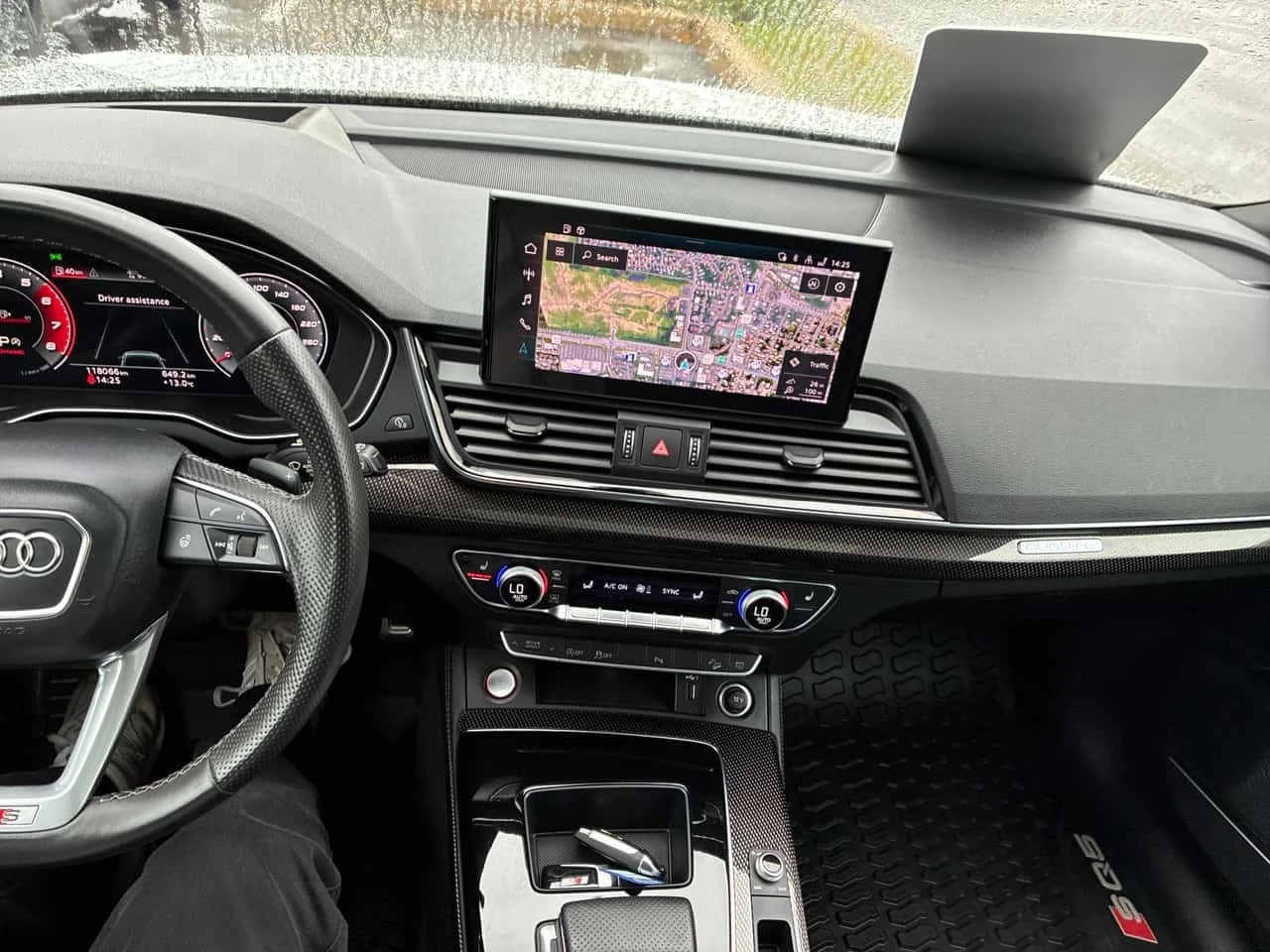 Audi SQ5 Technik  CARFAX, снимка 9 - Автомобили и джипове - 56577766