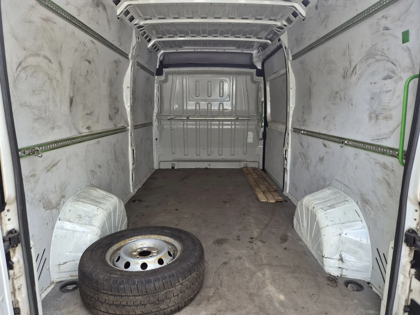 Peugeot Boxer 2.2 140к.с евро6В, снимка 16 - Бусове и автобуси - 55404704
