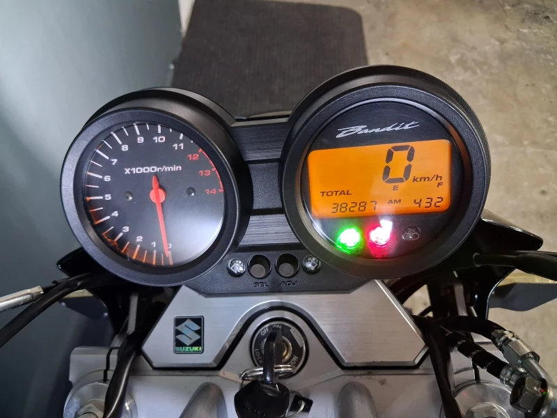 Suzuki Bandit 650, снимка 17 - Мотоциклети и мототехника - 51813026