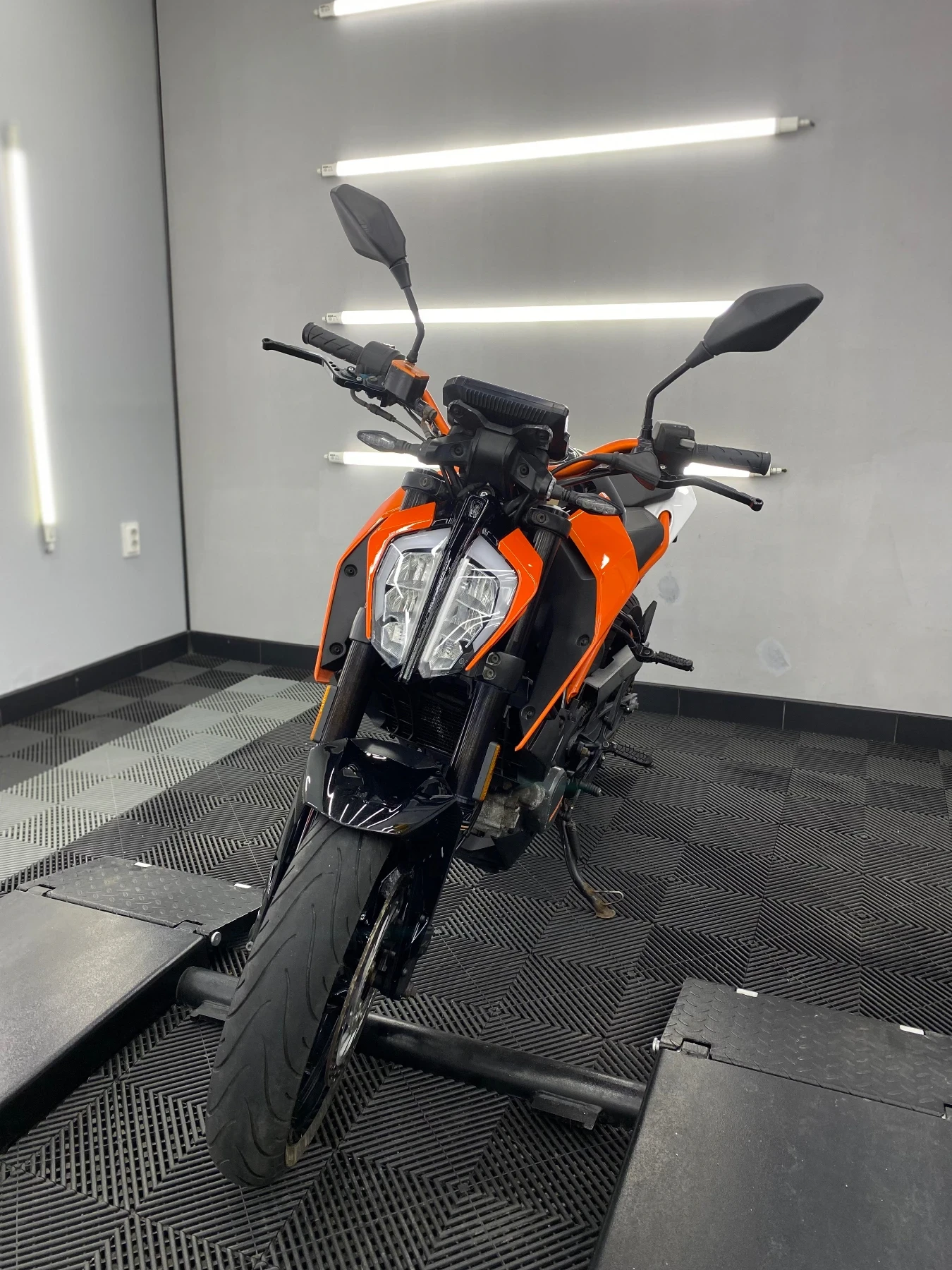 Ktm Duke 125 - изображение 5