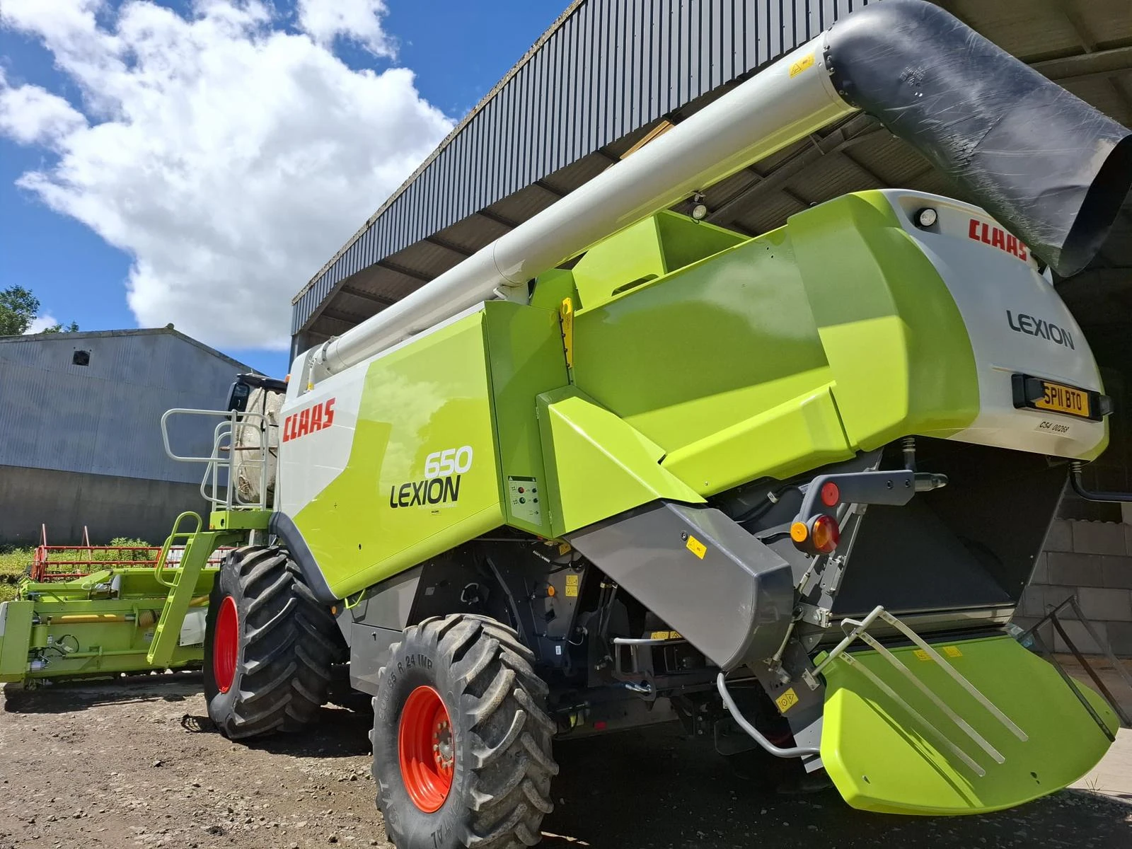 ������� Claas  Lexion 650 4�4 ������ � ������������ ������ 20 % | Mobile.bg � ����������� 2