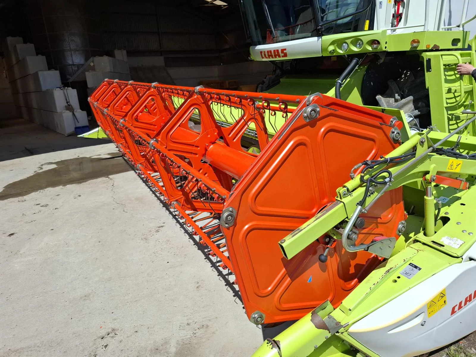 ������� Claas  Lexion 650 4�4 ������ � ������������ ������ 20 % | Mobile.bg � ����������� 8
