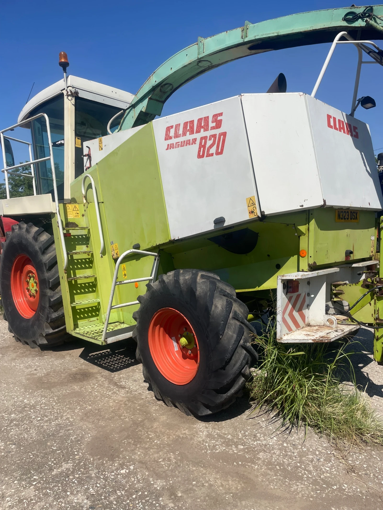 Комбайн Claas Jaguar 820, снимка 5 - Селскостопанска техника - 55478199