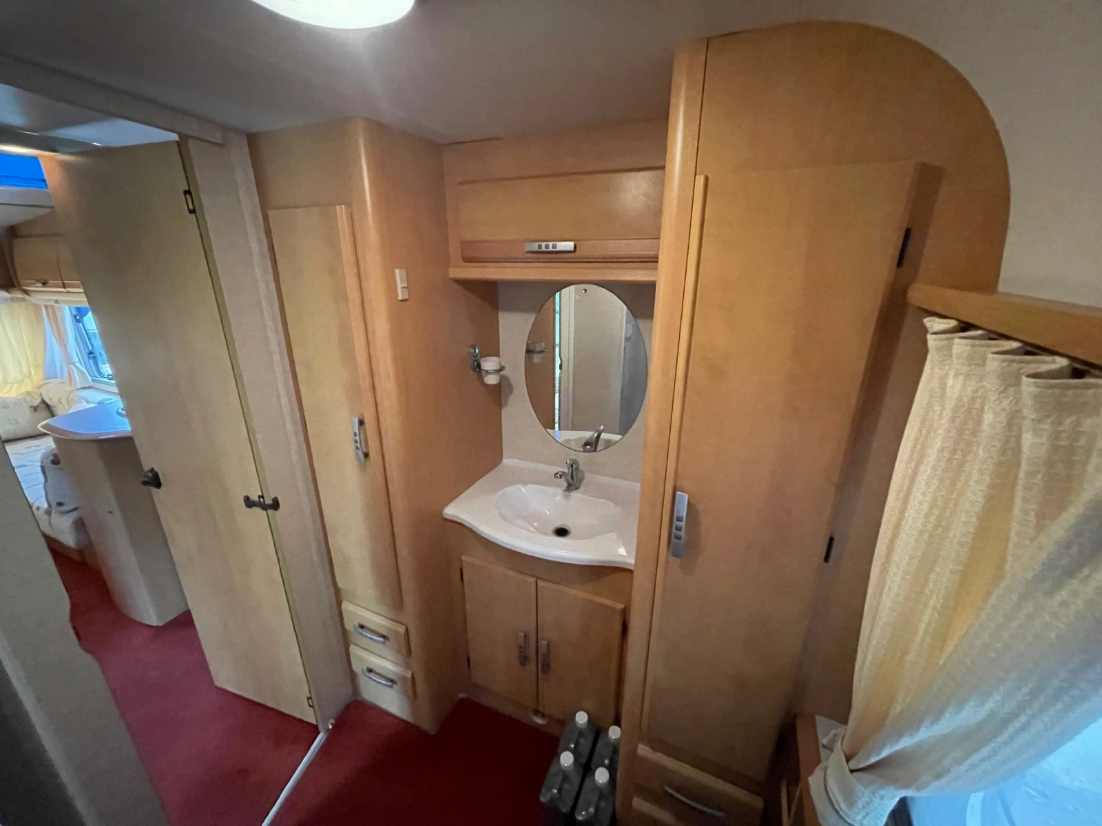 Каравана Bailey Senator Vermont, снимка 7 - Каравани и кемпери - 54054396