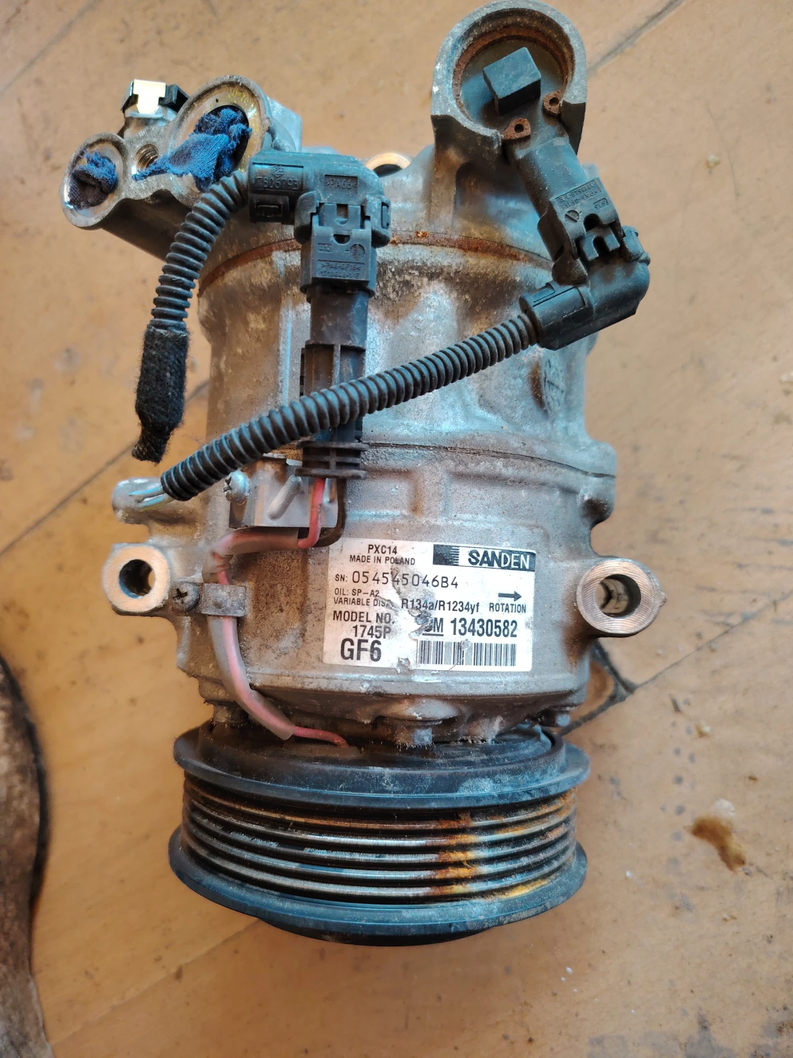 13430582 компресор за Астра К