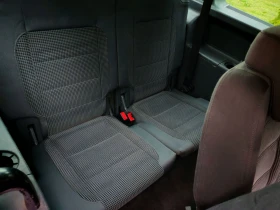 VW Touran 1.9TDI(101)* HIGHLINE* 7-МЕСТА* 6-СКОРОСТИ* , снимка 15