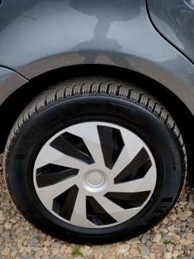 VW Touran 1.9TDI(101)* HIGHLINE* 7-МЕСТА* 6-СКОРОСТИ*  - 2850 € / 5574.12 лв. - 52217772 17