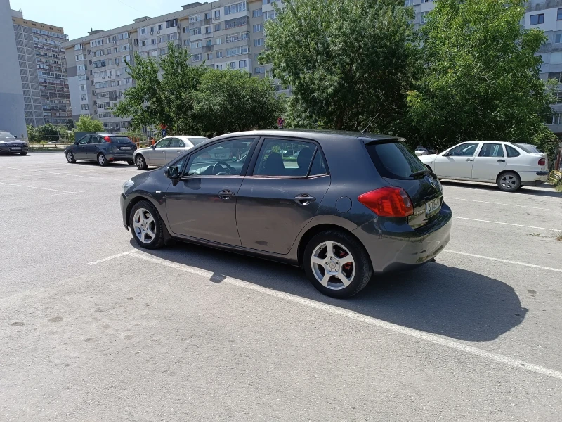 Toyota Auris D4D 2.0, снимка 6 - Автомобили и джипове - 47221787