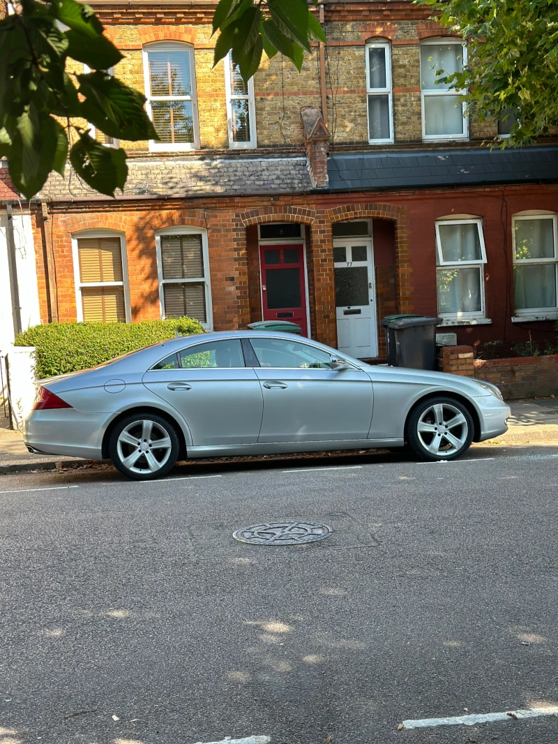 Mercedes-Benz CLS 320 320Cdi, снимка 4 - Автомобили и джипове - 47806374