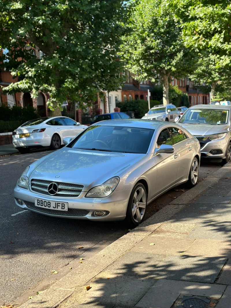 Mercedes-Benz CLS 320 320Cdi, снимка 2 - Автомобили и джипове - 47806374