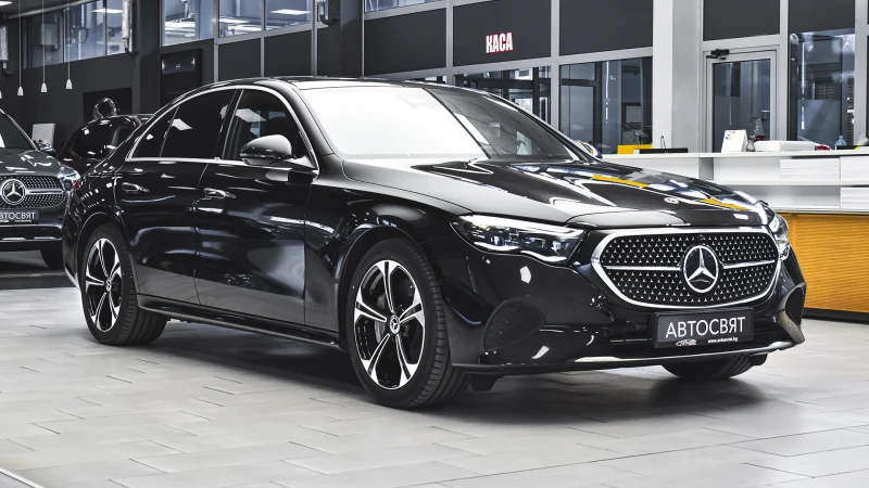 Mercedes-Benz E 400 e Plug-in Hybrid 4MATIC, снимка 5 - Автомобили и джипове - 50822113