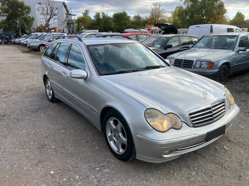 Mercedes-Benz C 220 С220СDI-Avangarde, снимка 3 - Автомобили и джипове - 52180933