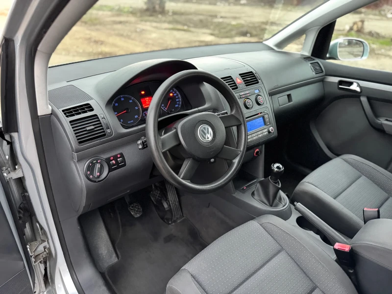 VW Touran Highline 2.0TDI* EURO 4* 175 000km* 2004* НОВ ВНОС, снимка 7 - Автомобили и джипове - 52324638