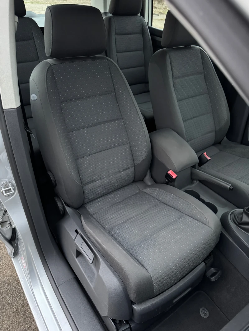 VW Touran Highline 2.0TDI* EURO 4* 175 000km* 2004* НОВ ВНОС, снимка 11 - Автомобили и джипове - 52324638