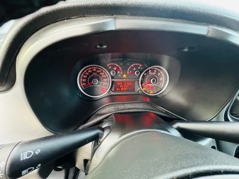 Fiat Doblo 1.6 Multijet 105* Euro 6* Navi* , снимка 12 - Автомобили и джипове - 52498677