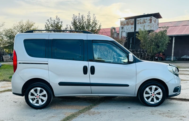 Fiat Doblo 1.6 Multijet 105* Euro 6* Navi* , снимка 2 - Автомобили и джипове - 52498677