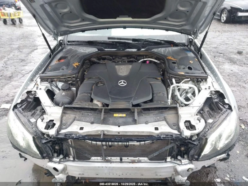 Mercedes-Benz E 450 AMG* BURMESTER* 4MATIC, снимка 5 - Автомобили и джипове - 52628351