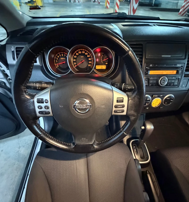 Nissan Tiida, снимка 9 - Автомобили и джипове - 52666038