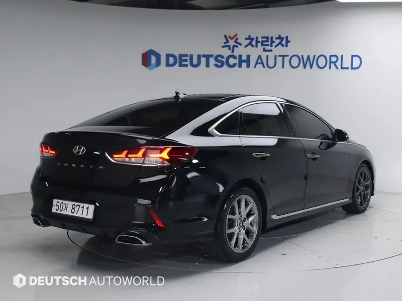 Hyundai Sonata 1.6 Turbo, снимка 3 - Автомобили и джипове - 55391294
