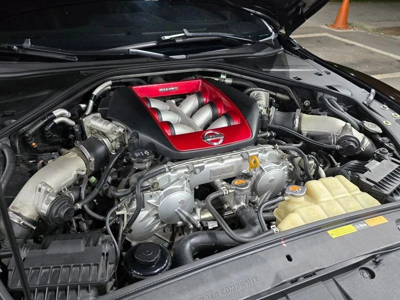 Nissan Gt-r 3.8 Midnight Opel Edition| 485к.с.| ВКЛ.ТЕХНОТЕСТ, снимка 6 - Автомобили и джипове - 55582834