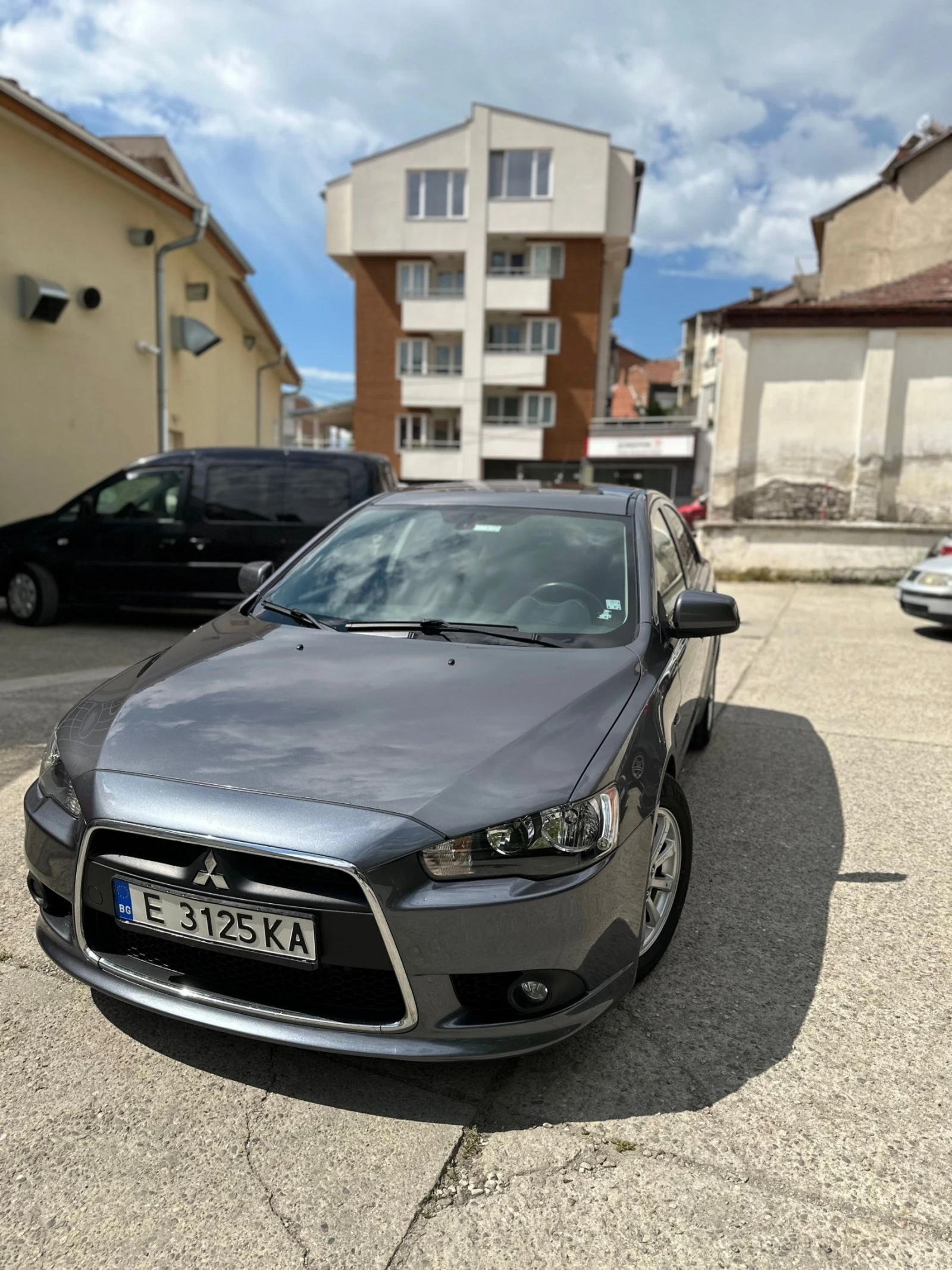 Mitsubishi Lancer 1.6 117к.с  FACELIFT - изображение 2