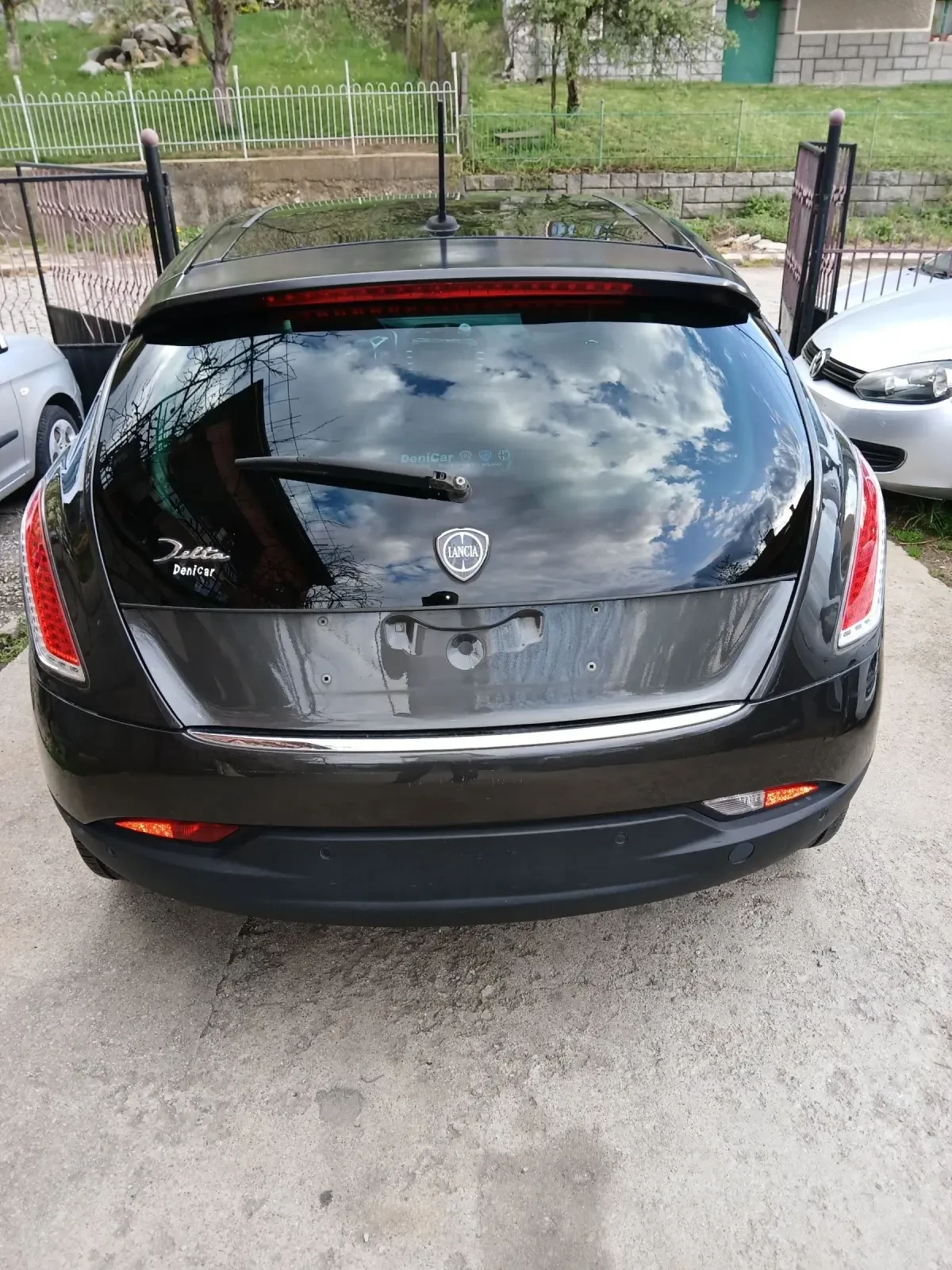 Lancia Delta 1.6 mjet - изображение 6