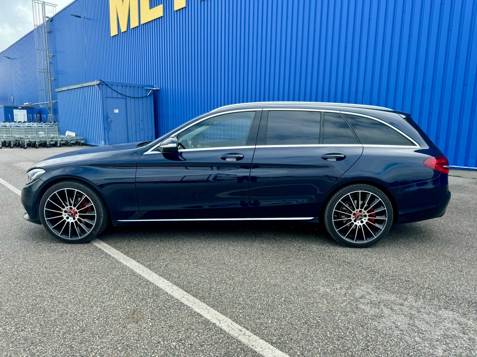 Mercedes-Benz C 220 2.2CDI Exclusive/DistronicPlus/Panorama/LED - изображение 7
