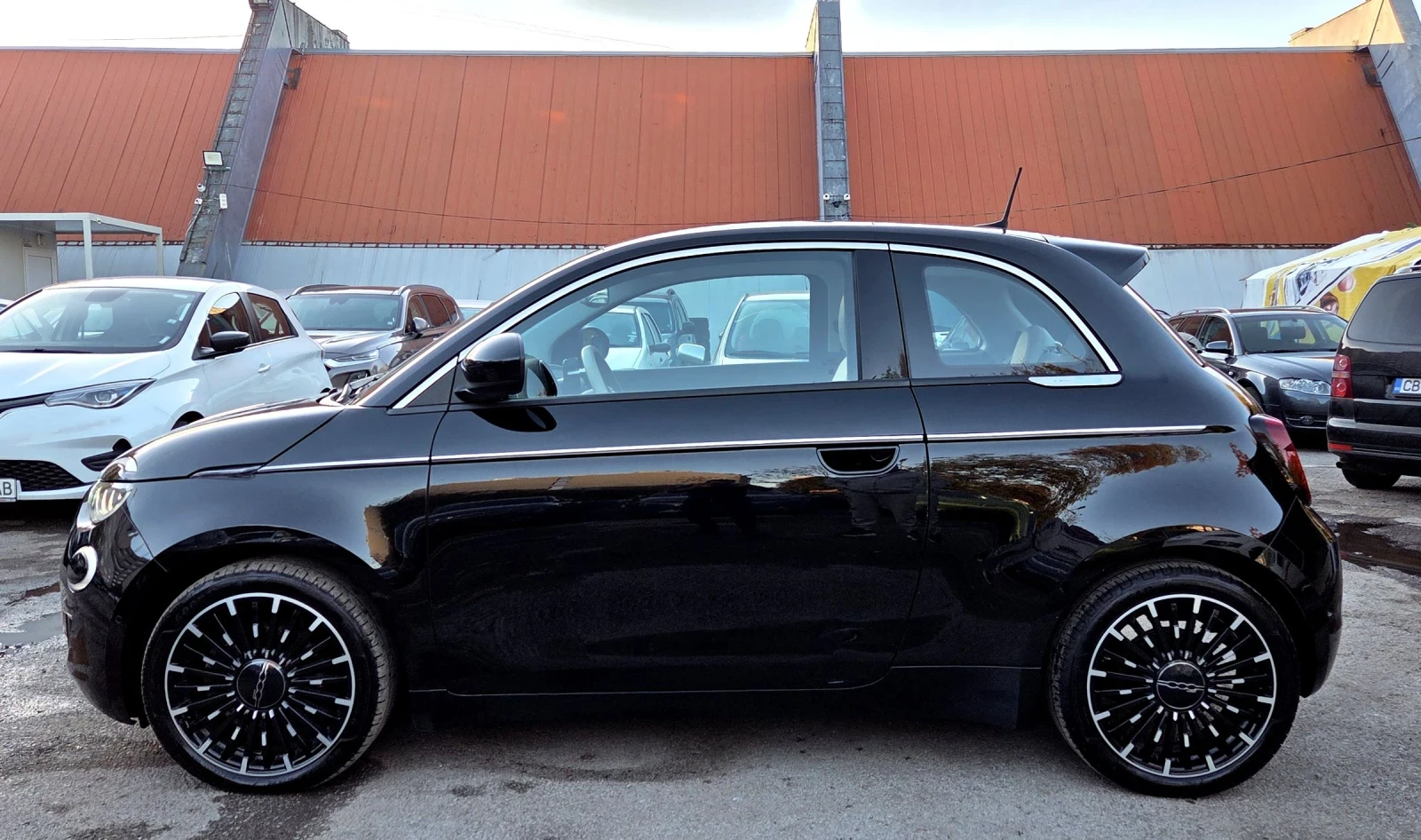 Fiat 500e 42KWh/La prima/СЕРВИЗНА КНИЖКА/В ГАРАНЦИЯ - изображение 8