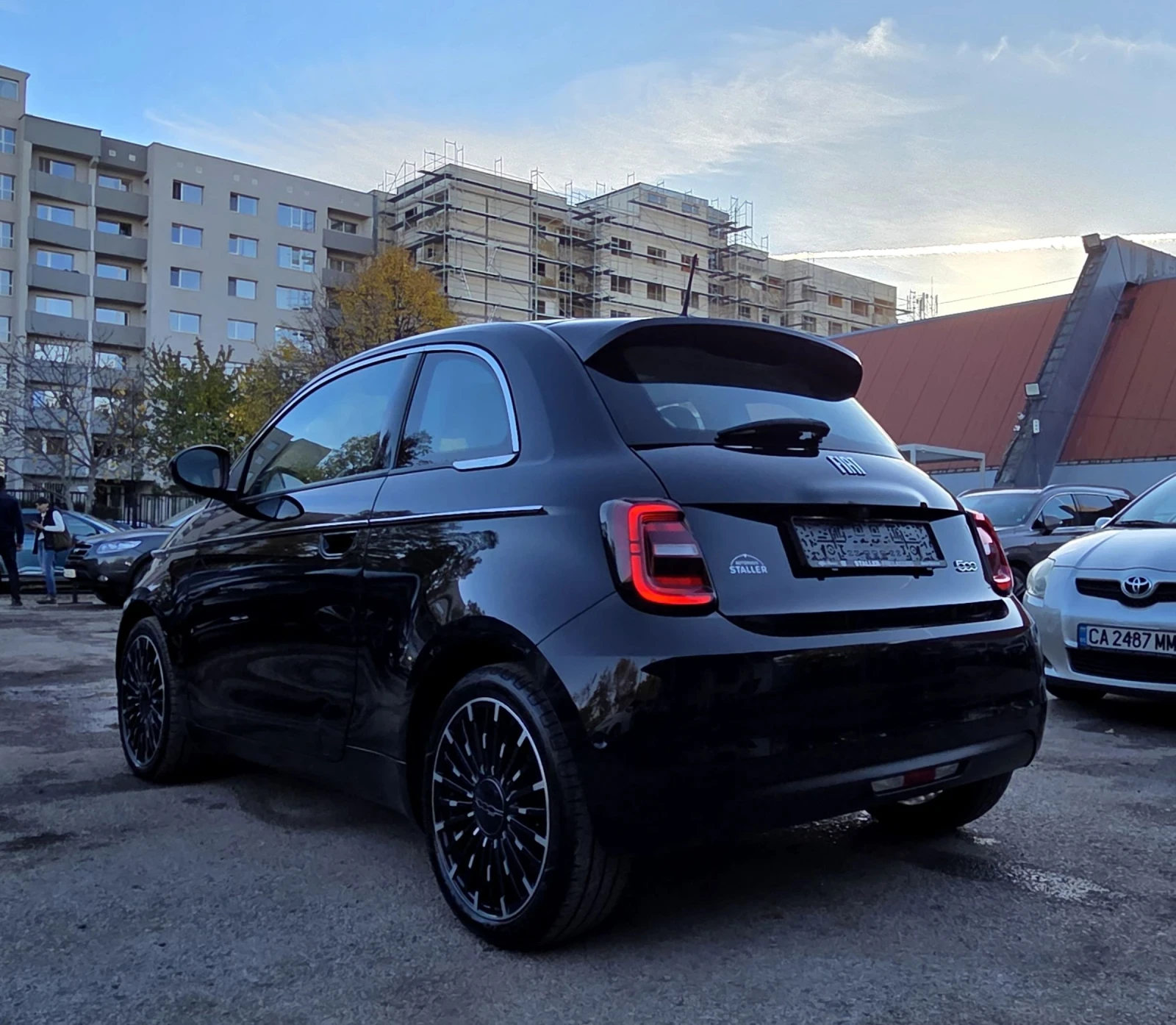 Fiat 500e 42KWh/La prima/СЕРВИЗНА КНИЖКА/В ГАРАНЦИЯ - изображение 7