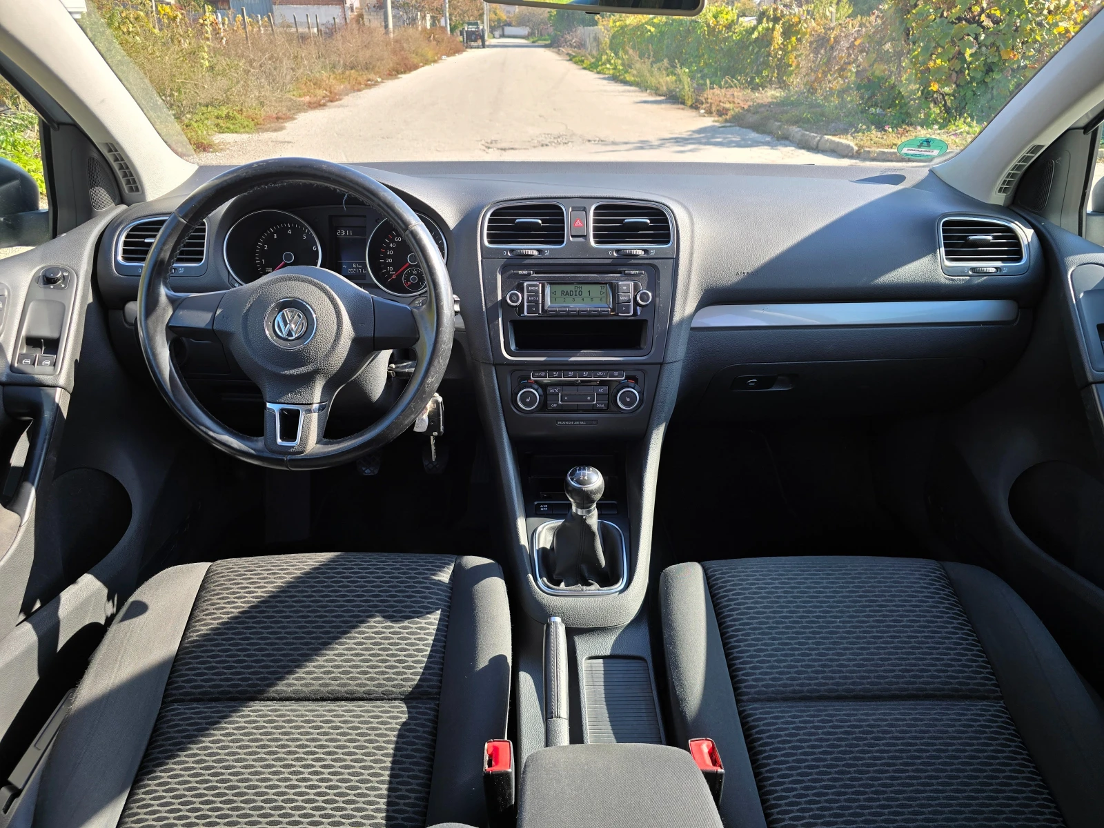 VW Golf 1.6i | Mobile.bg   10