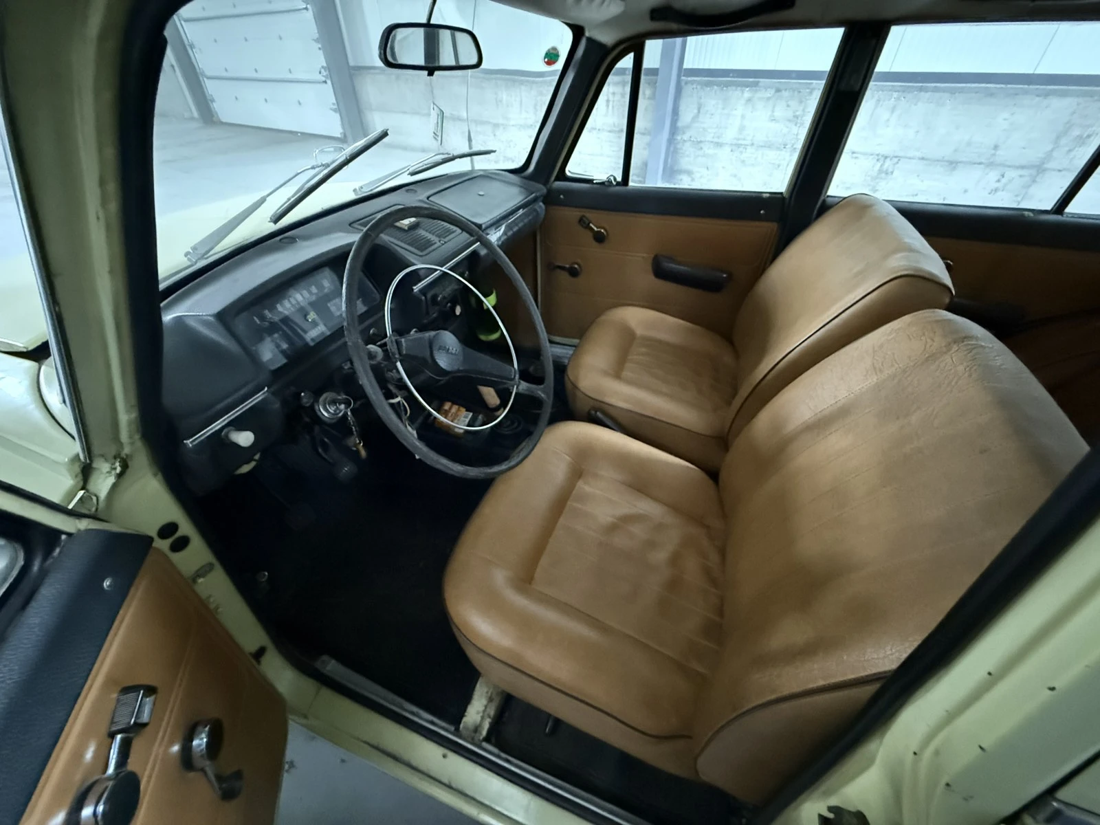 Moskvich  | Mobile.bg   3