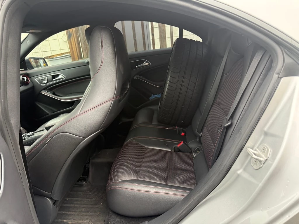 Mercedes-Benz CLA 45 AMG * CARFAX * БЕЗ ПЪРВОНАЧАЛНА ВНОСКА - изображение 7