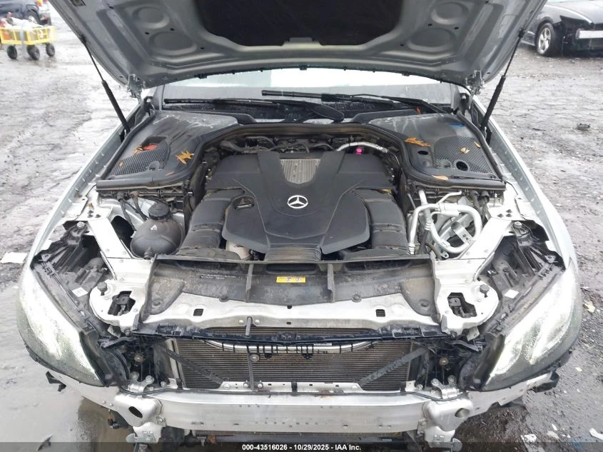 Mercedes-Benz E 450 AMG* BURMESTER* 4MATIC - изображение 5