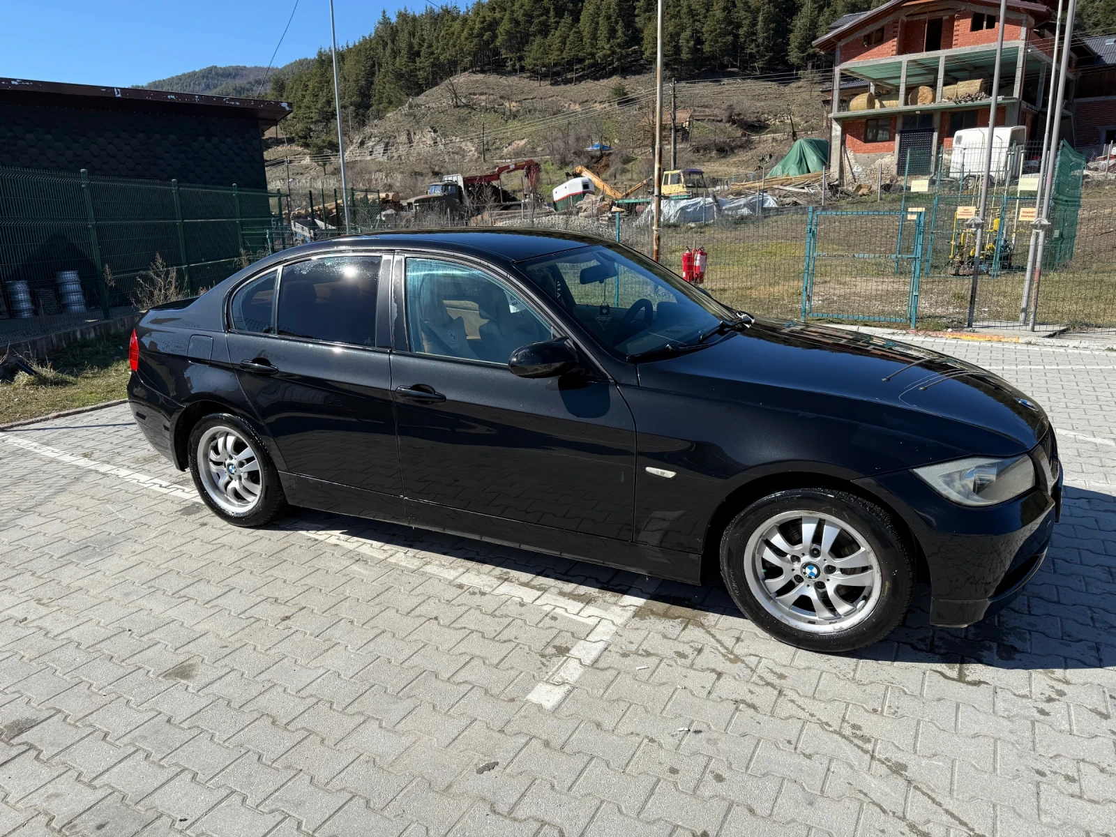 BMW 320  - изображение 3