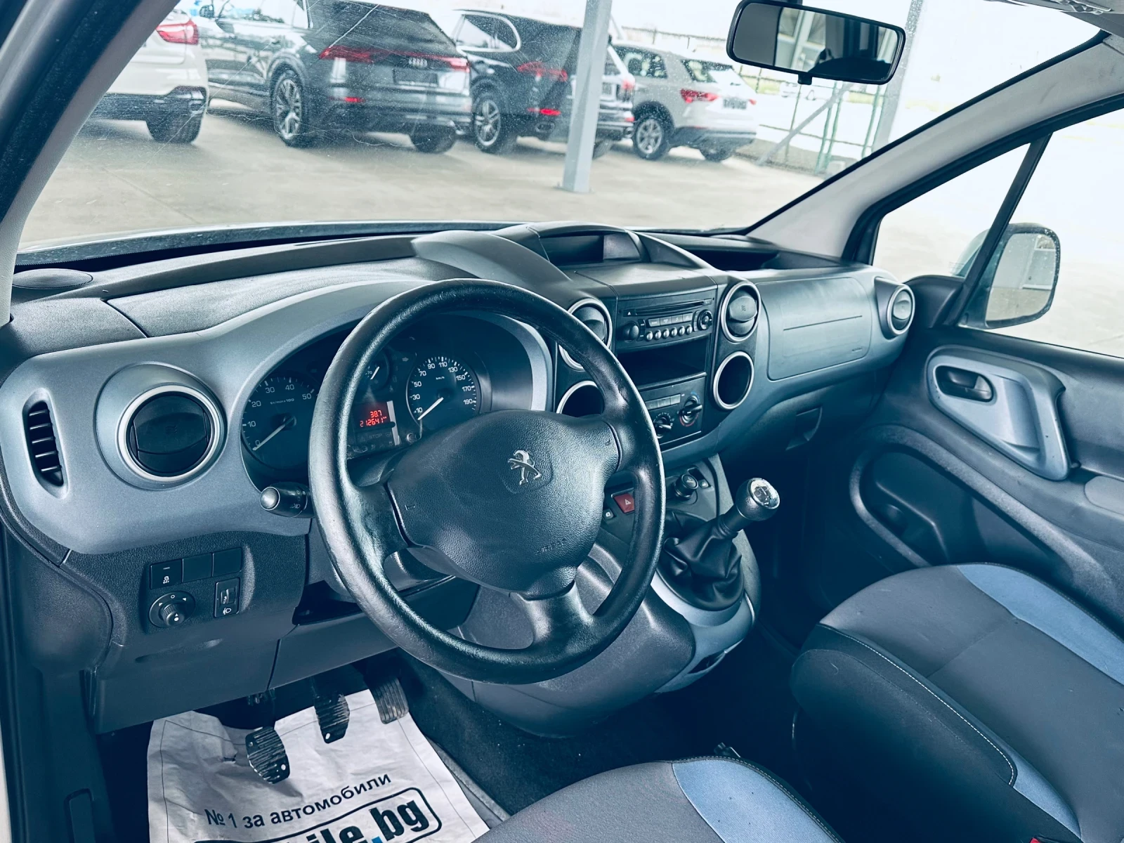 Peugeot Partner, снимка 9 - Автомобили и джипове - 53853946