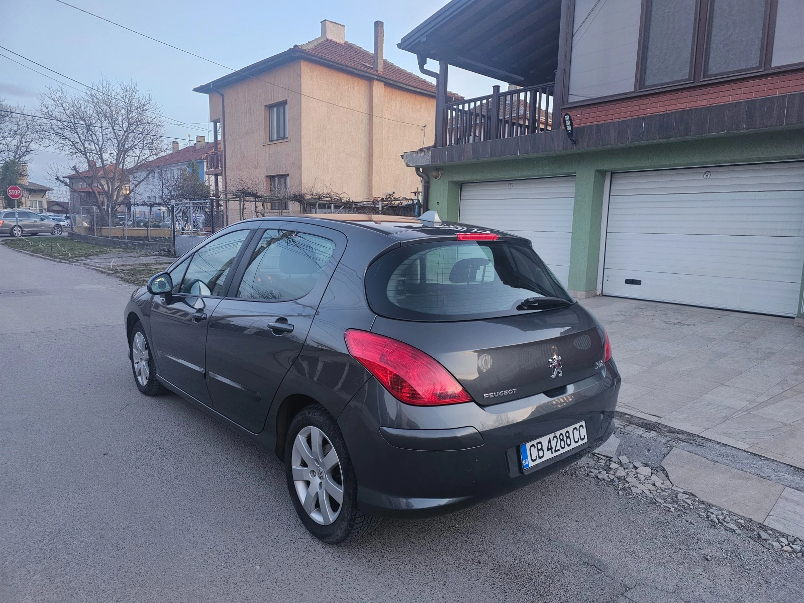 Peugeot 308 Газ-инж-Гаражно, снимка 4 - Автомобили и джипове - 53955253