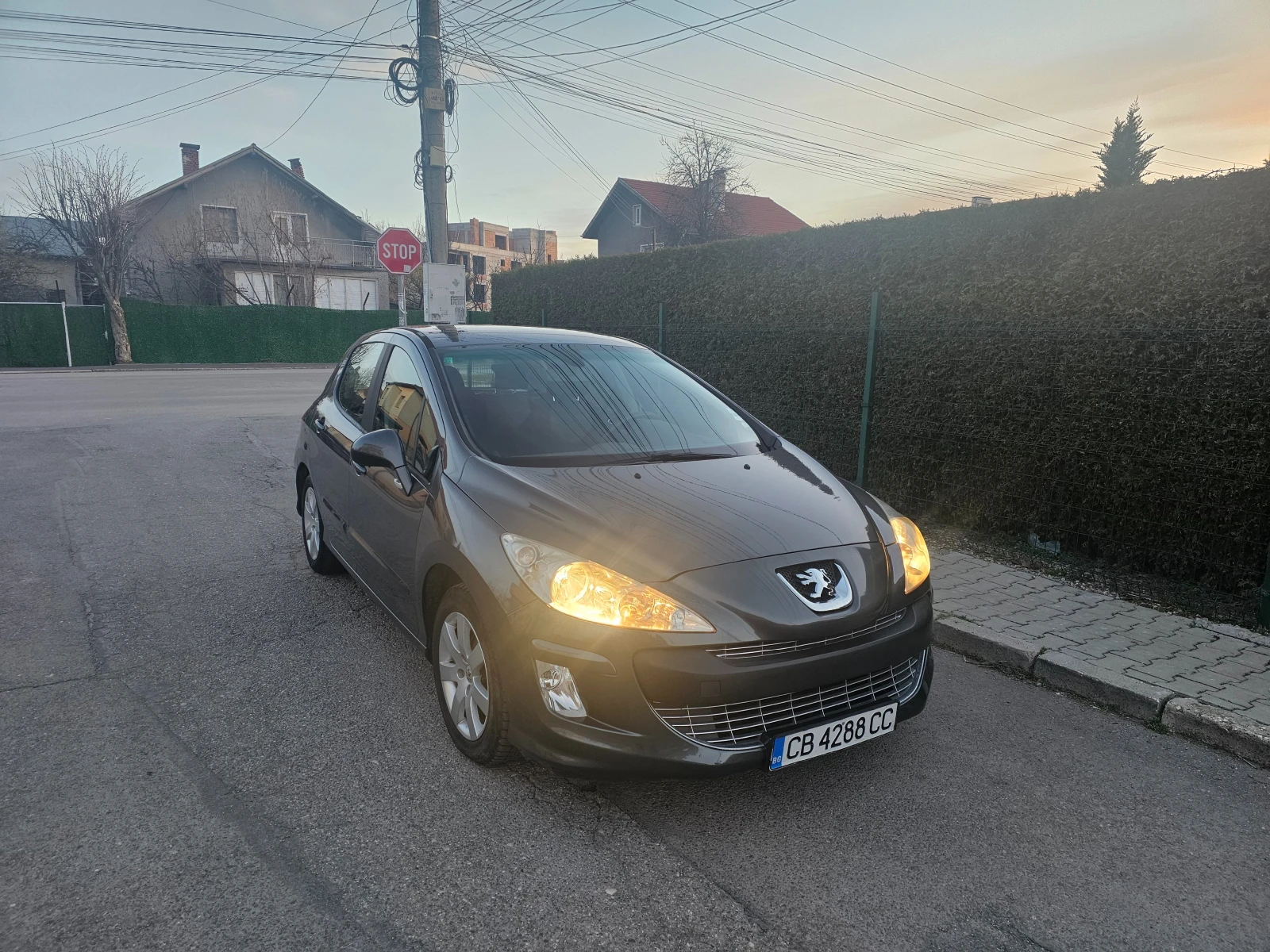 Peugeot 308 Газ-инж-Гаражно, снимка 10 - Автомобили и джипове - 53955253