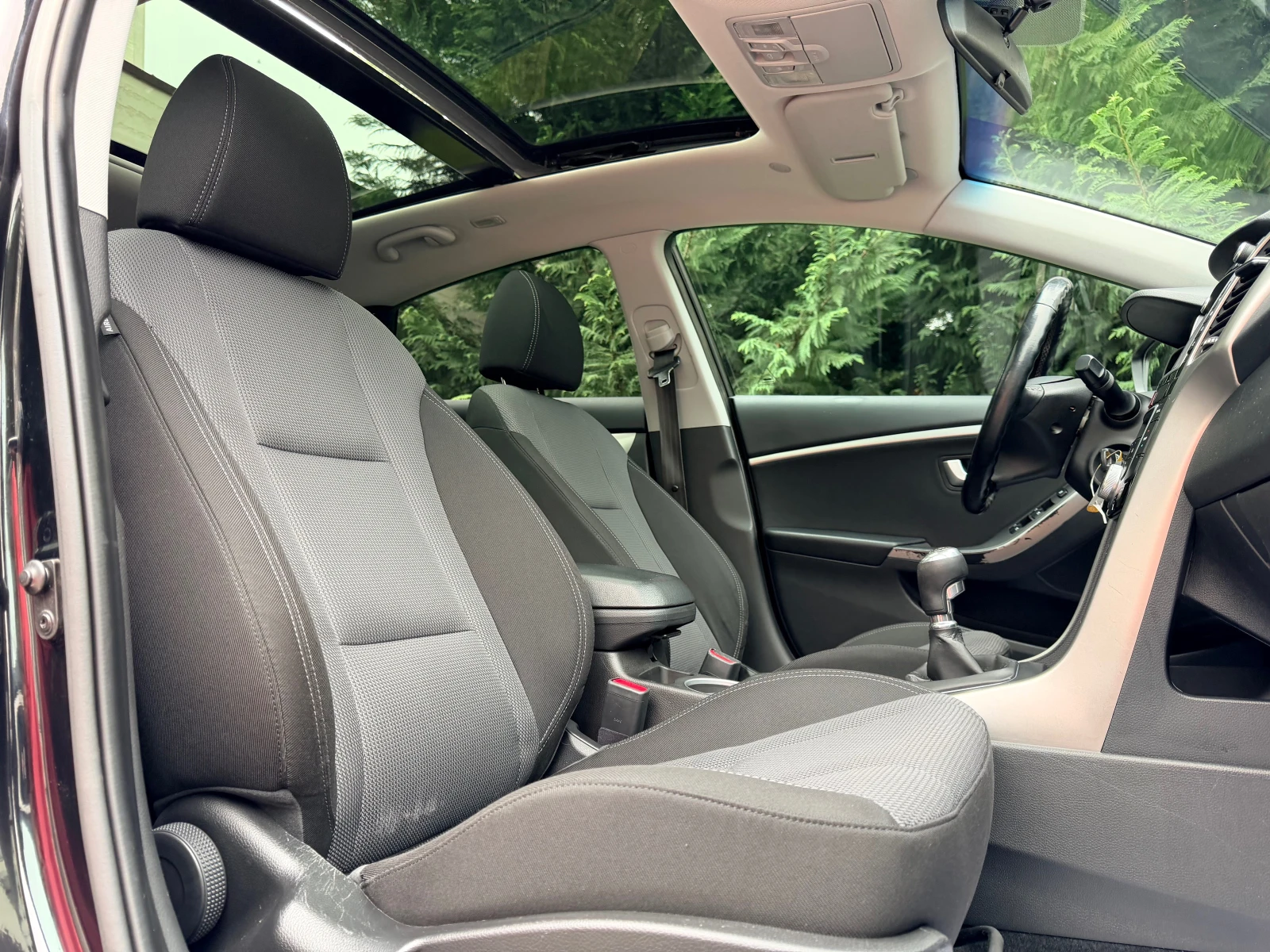 Hyundai I30 1.6CRDI MOVE PANORAMA NAVI KAMERA, снимка 13 - Автомобили и джипове - 54113562