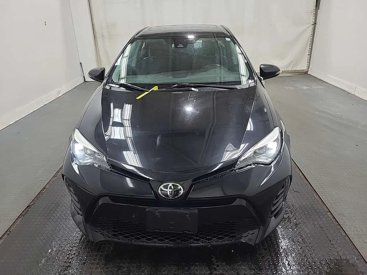 Toyota Corolla CE| PANORAMA| CARFAX| ПОДГРЕВИ, снимка 3 - Автомобили и джипове - 54235844