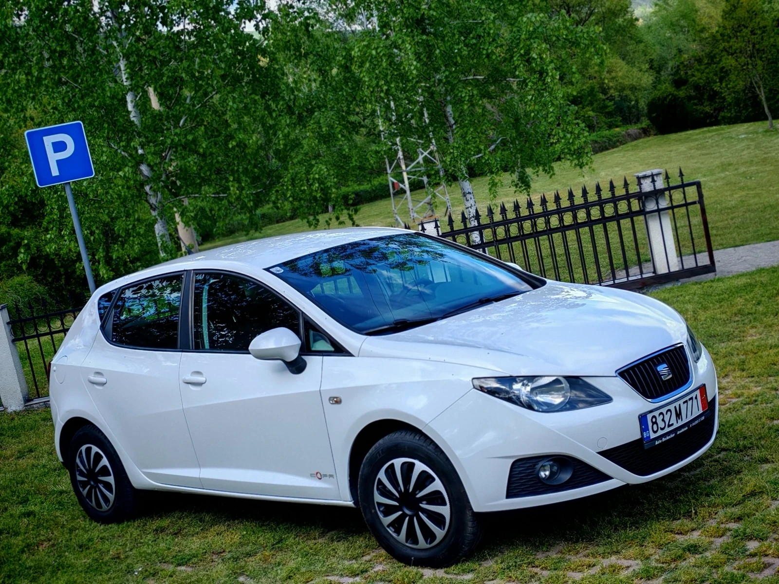 Seat Ibiza 1.2I(75)* FACELIFT* COPA-EDITION* НОВ ВНОС* , снимка 8 - Автомобили и джипове - 54390777