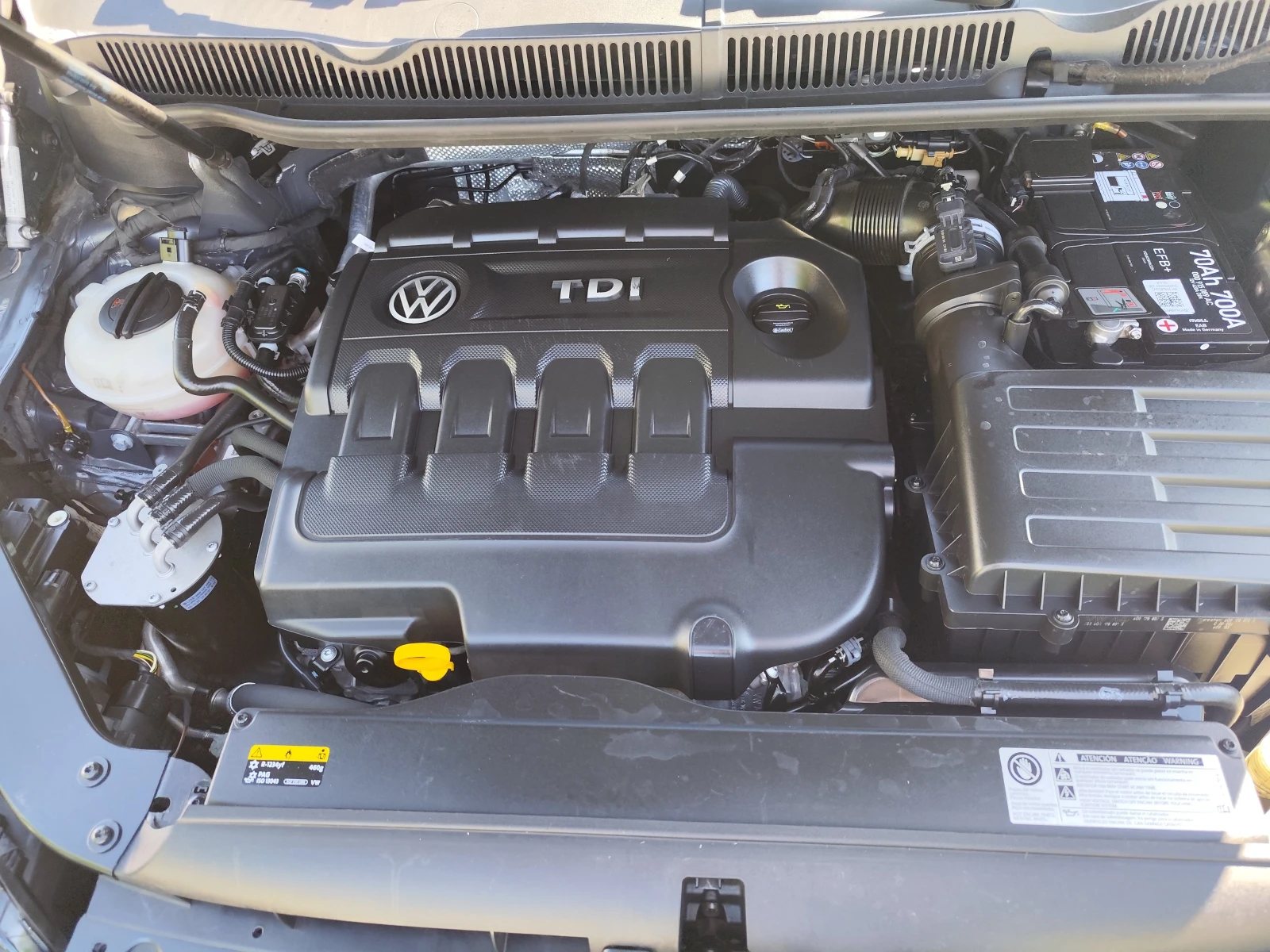 VW Touran 1.6TDi* 7 MECTA* EURO6B* NAVI* , снимка 14 - Автомобили и джипове - 54688909