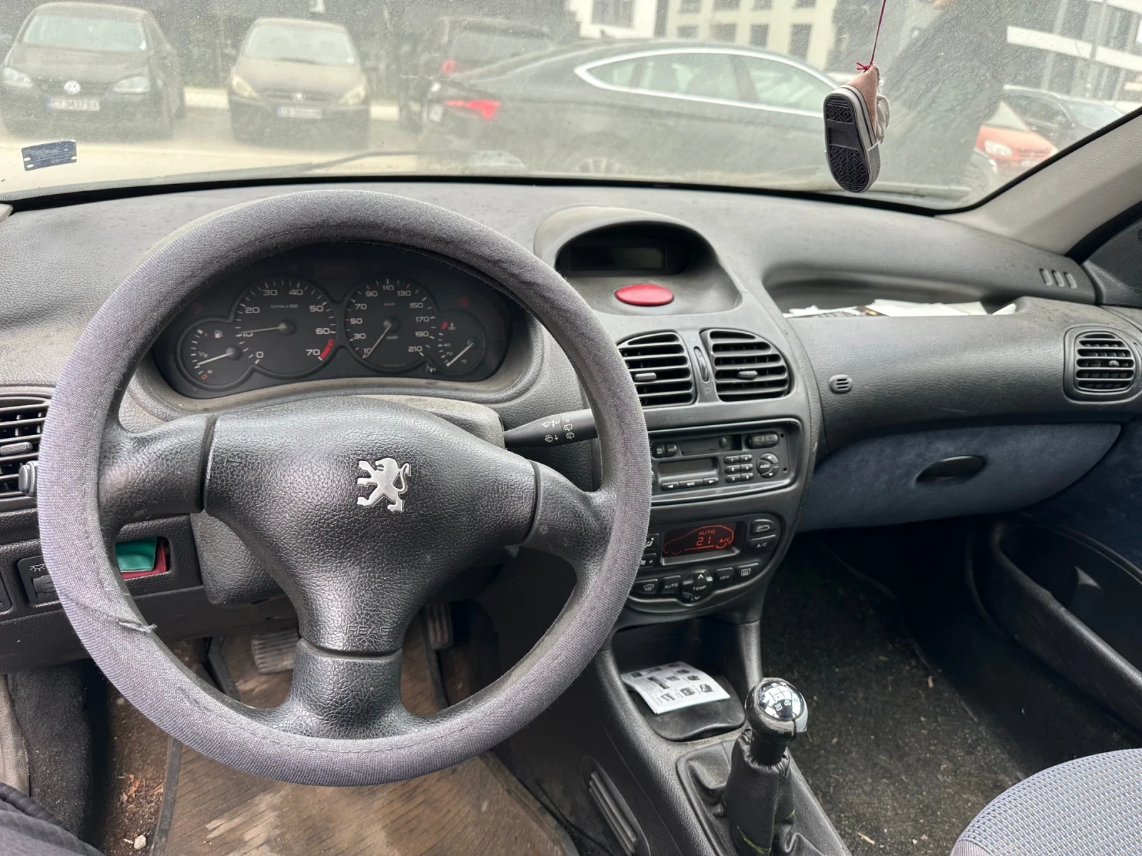 Peugeot 206 1.4, снимка 2 - Автомобили и джипове - 55066424