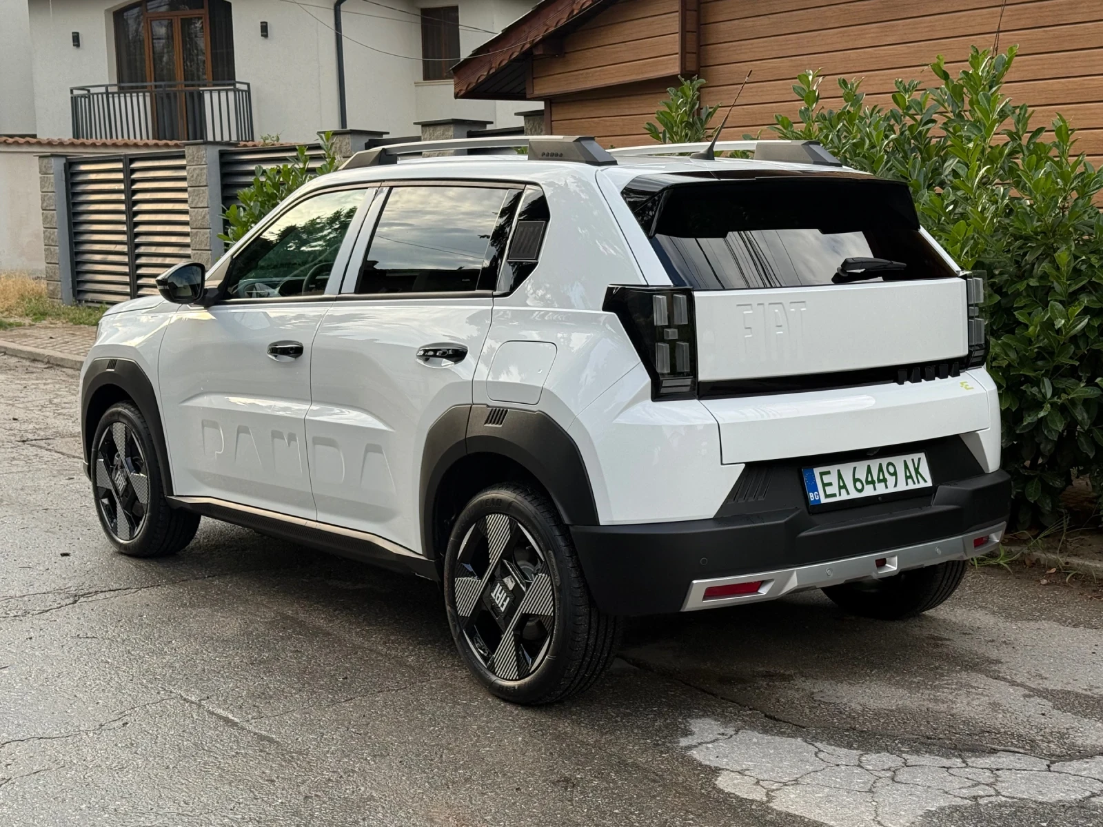 Fiat Grande Panda LA PRIMA 44 kWh (113 кс) НОВ в гаранция 2г./7г. , снимка 8 - Автомобили и джипове - 55252889