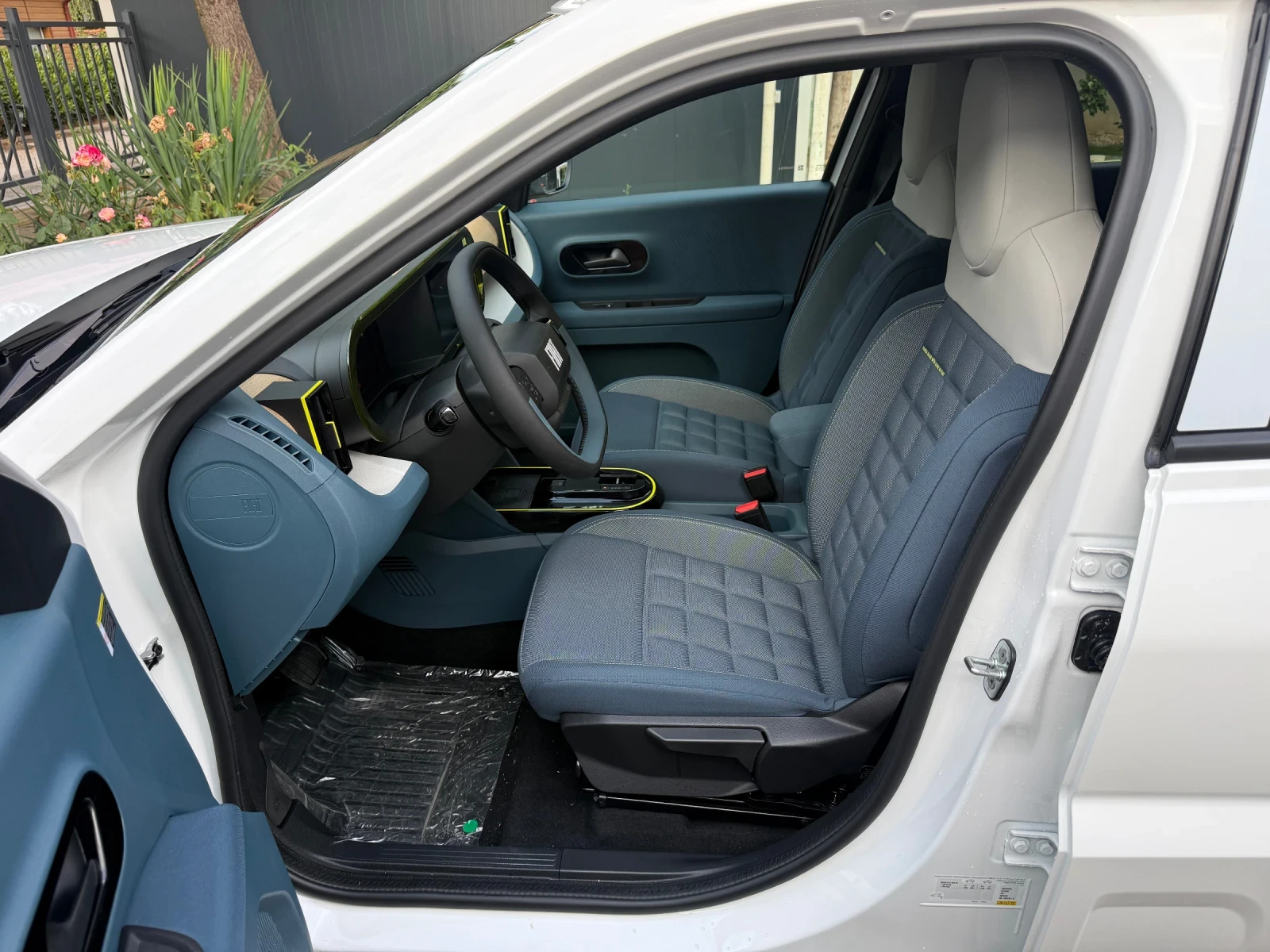Fiat Grande Panda LA PRIMA 44 kWh (113 кс) НОВ в гаранция 2г./7г. , снимка 12 - Автомобили и джипове - 55252889