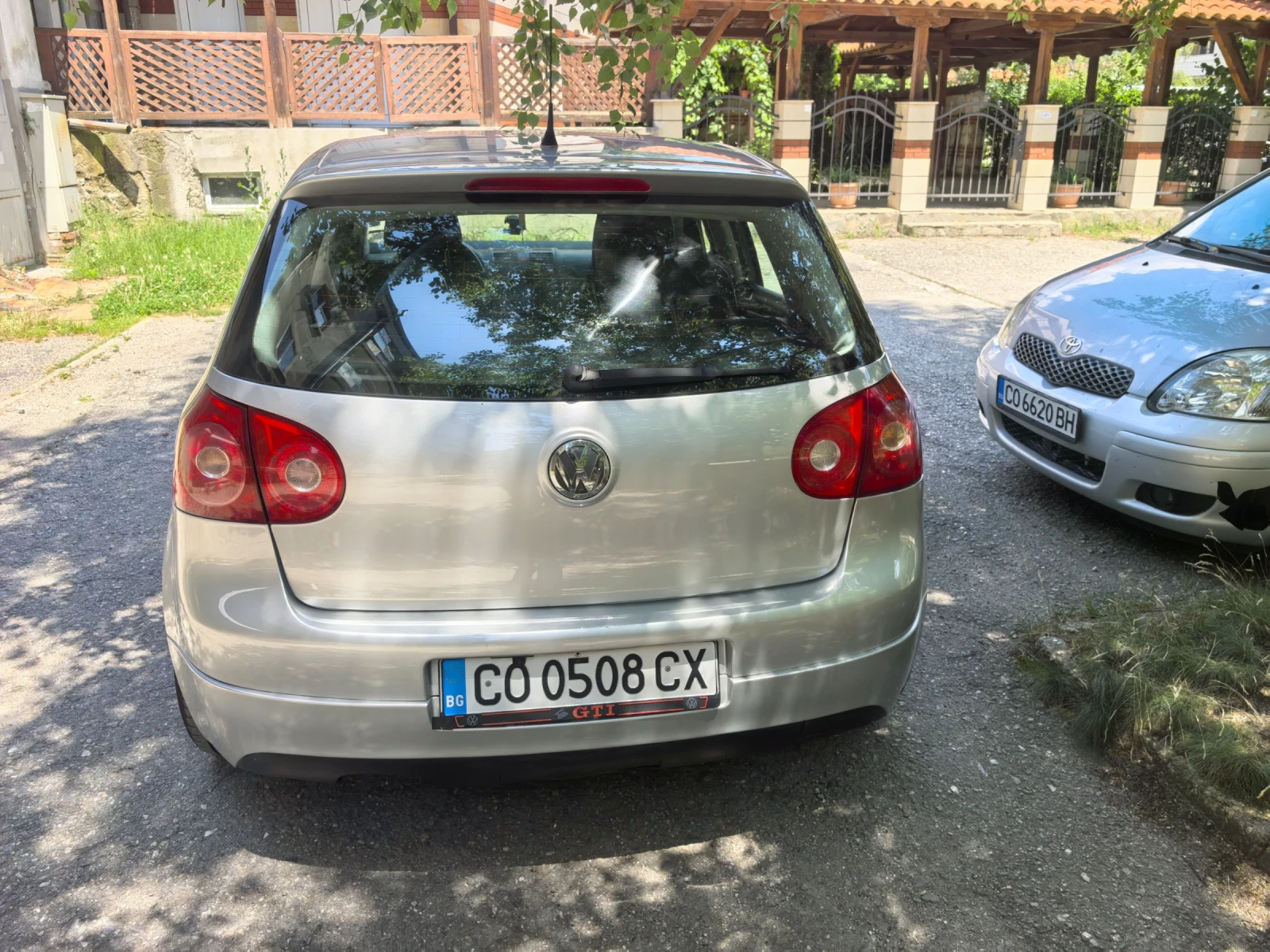 VW Golf 5, снимка 8 - Автомобили и джипове - 55331537