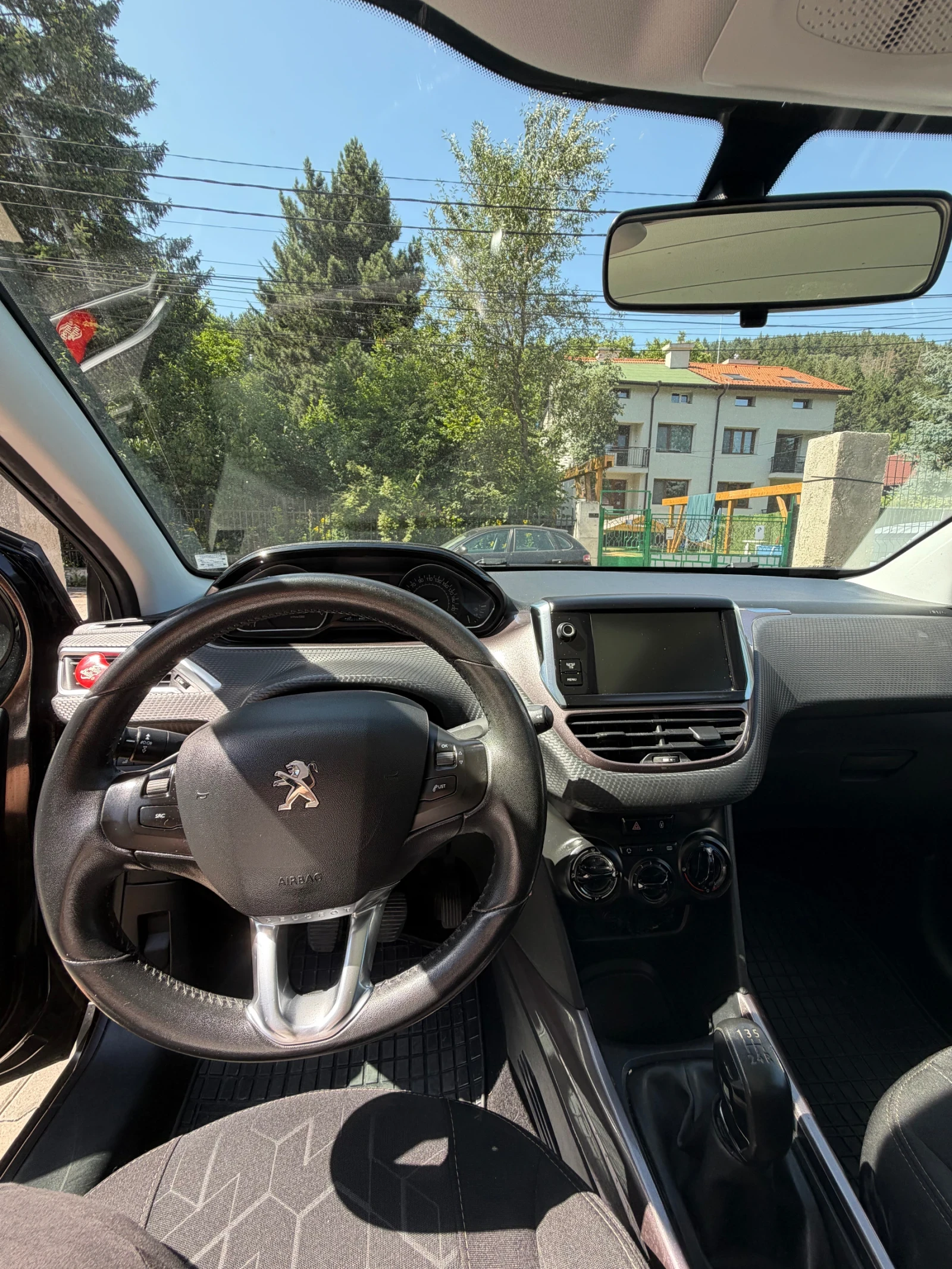 Peugeot 2008, снимка 12 - Автомобили и джипове - 55441490